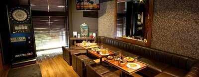 スリーモンキーズカフェ 秋葉原店