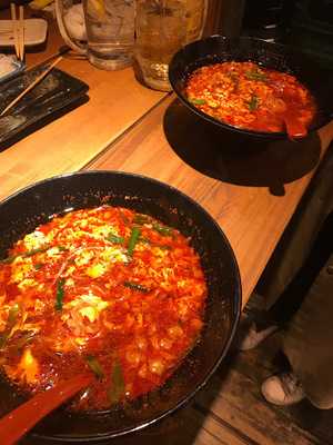 立呑み 串吟 岩本町店