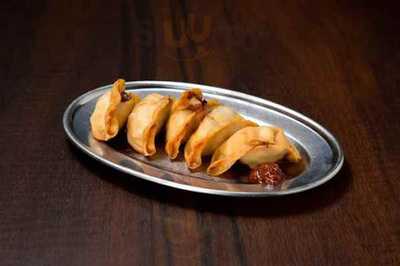 ぎょうざ いってん 神田本店