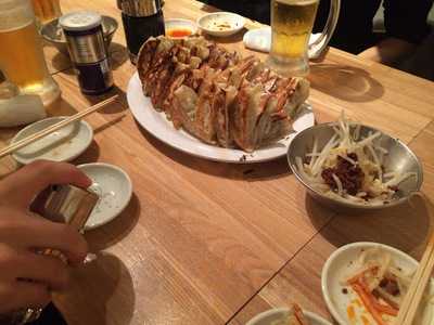 ぎょうざ いってん 神田本店