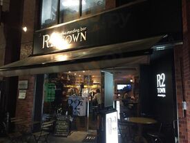 R2‐town
