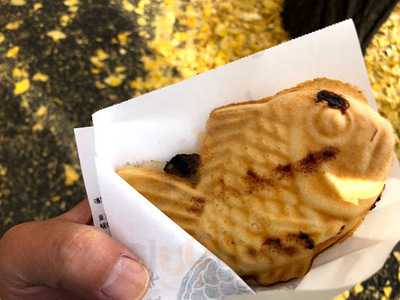 鳴門鯛焼本舗 神保町店