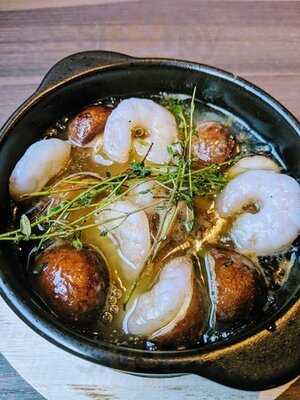 Fiore Pizza Dining & Bar