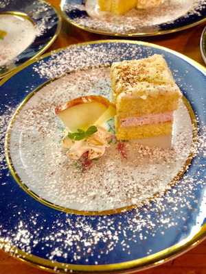 ギリシャ小町三丁目