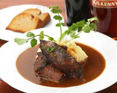 フォルチェ -アイリッシュ・パブ & レストラン