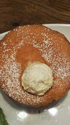 サロン ウフ エ モア 東急プラザ渋谷