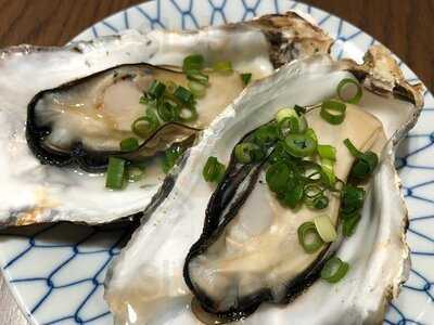 立飲みビールボーイ