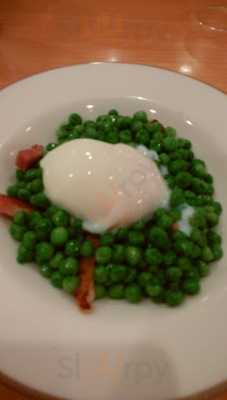 サイゼリヤ笹塚駅前