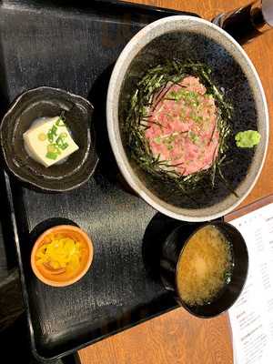 日本酒原価酒蔵 神田店