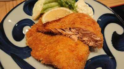 長浜鮮魚卸直営店 博多 魚助 丸の内店