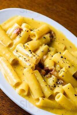 ピッツェリア ラブォナヴィータ