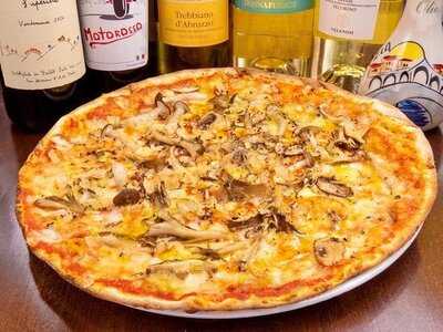 ピッツェリア ラブォナヴィータ