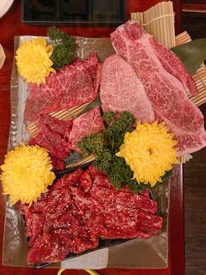 鳥取和牛専門店 炭火焼肉 さんこう苑