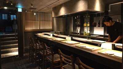 焼き鳥とワイン 源