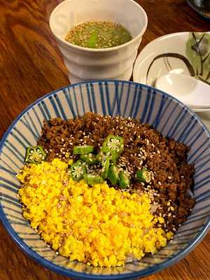 本格炭火串焼店 焼鳥商会