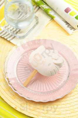 カナザワ アイス 原宿竹下通り店