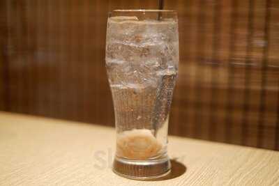 越後酒房 八海山 お茶の水店