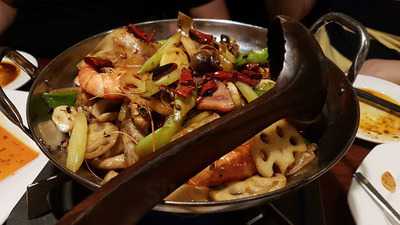 新味園 神保町店