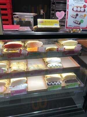 コメダ謹製「やわらかシロコッペ」秋葉原店