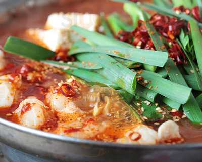 博多もつ鍋 九州料理 月光食堂 神田店