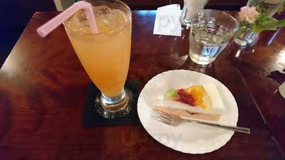 レピドールカフェ＆ワイン店