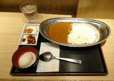 野菜を食べるカレーcampexpress神田店