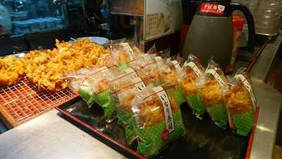 野菜を食べるカレーcampexpress神田店