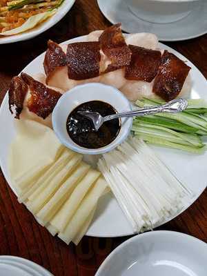 百年ワンタン上海バル 池尻大橋店