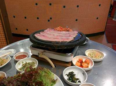 韓国伝統民俗料理居酒屋 ハヌリ