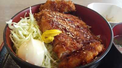 築地活鮮市場 丸の内南口店