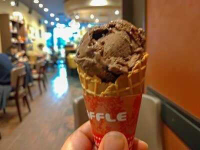 タリーズコーヒー 市ヶ谷店