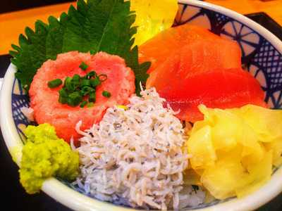 魚河岸 まぐろ市場 水道橋白山通り店