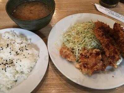 キッチンジロー＆ほろよいジロー九段下店