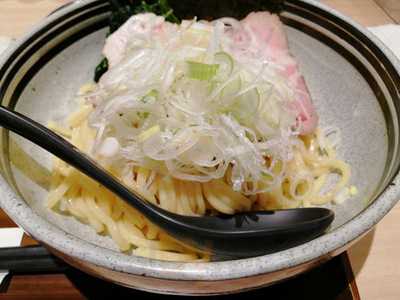 人形町 麺や わたる 大手町パークビルディング店