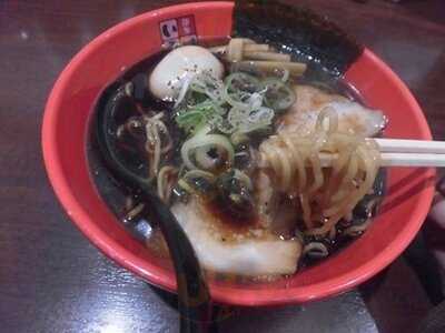 富山ブラック 麺家いろは 秋葉原店