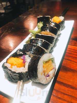 Korean Bistro＆ CafÉ Nyam²