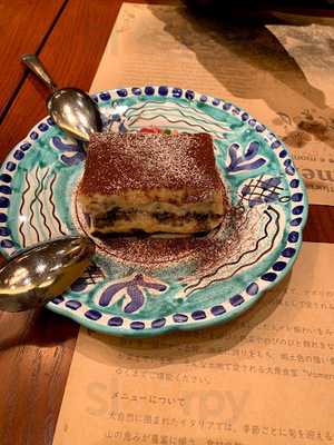 トラットリア ヴォメロ イル マーレ エ モンテ