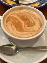 トラットリア ヴォメロ イル マーレ エ モンテ