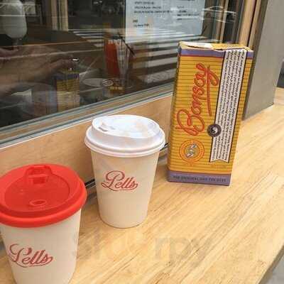 Pells コーヒースタンド
