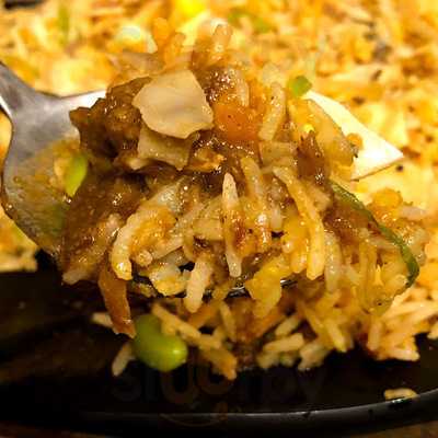 カレーショップ初恋＆スパイスバル キメラ