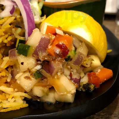 カレーショップ初恋＆スパイスバル キメラ