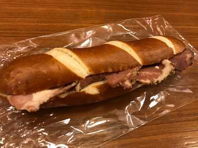 カフェ＆ベーカリー ぴっころ