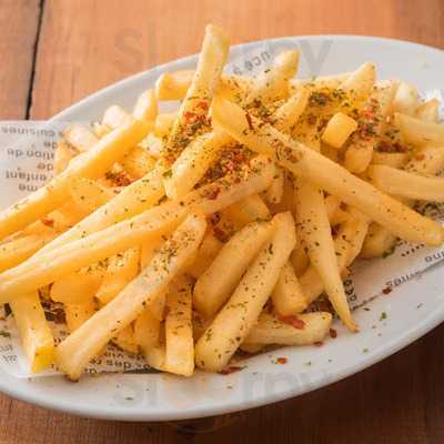 ゆであげパスタ石釜焼き上げピザ ラ パウザ 竹下通り店