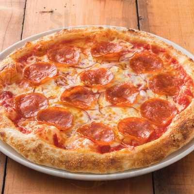 ゆであげパスタ石釜焼き上げピザ ラ パウザ 竹下通り店