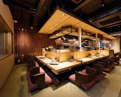 炭火とワイン 四条fuyacho店