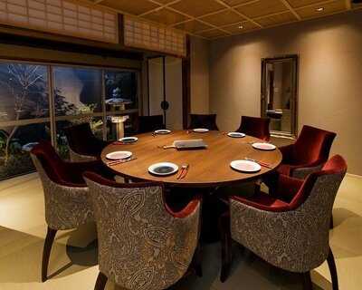 炭火とワイン 四条fuyacho店