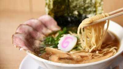 鶏そば啜る伏見はなれ