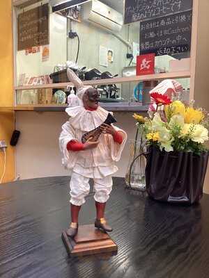 カフェテリア マジカ