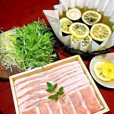 豚しゃぶ せいろ蒸し 豚匠 なんば邸