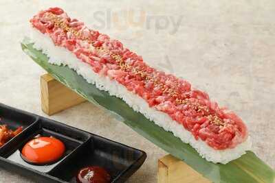 韓国料理食べ放題 サムギョプサル オンチョン 梅田店